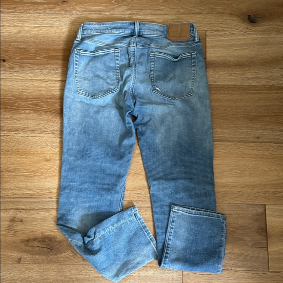 American Eagle Outfitters Men's Distressed Light Blue Slim Jeans 32 x 32 - Picture 6 of 9